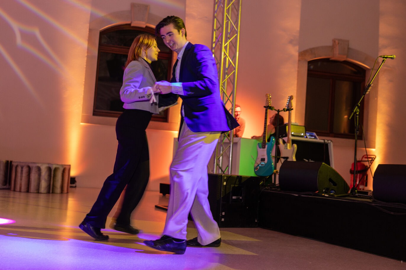 Neuer Kurs: Rockabilly Jive mit Leon – Let’s Rock!