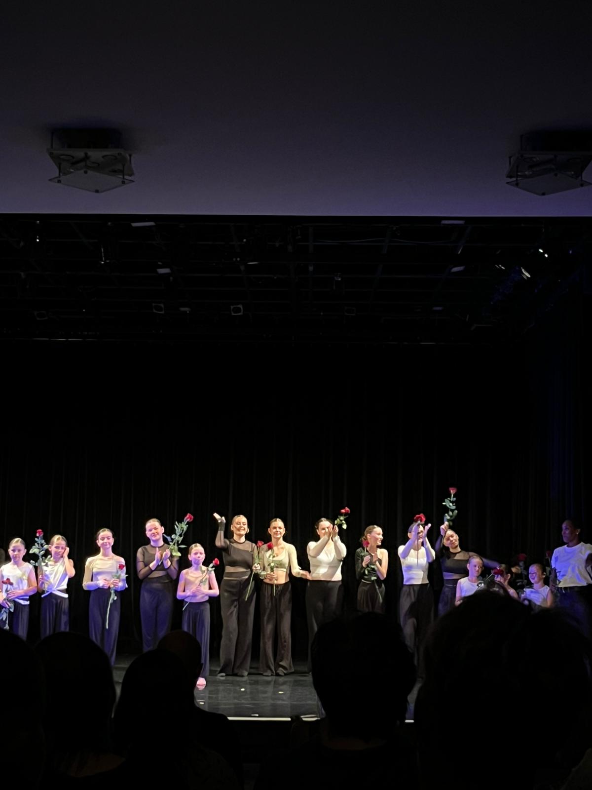 Tanzunterricht und kreative Projekte. Tanz verbindet